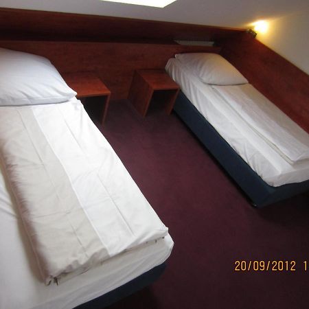Altstadt Hotel Rheinblick دوسلدورف المظهر الخارجي الصورة